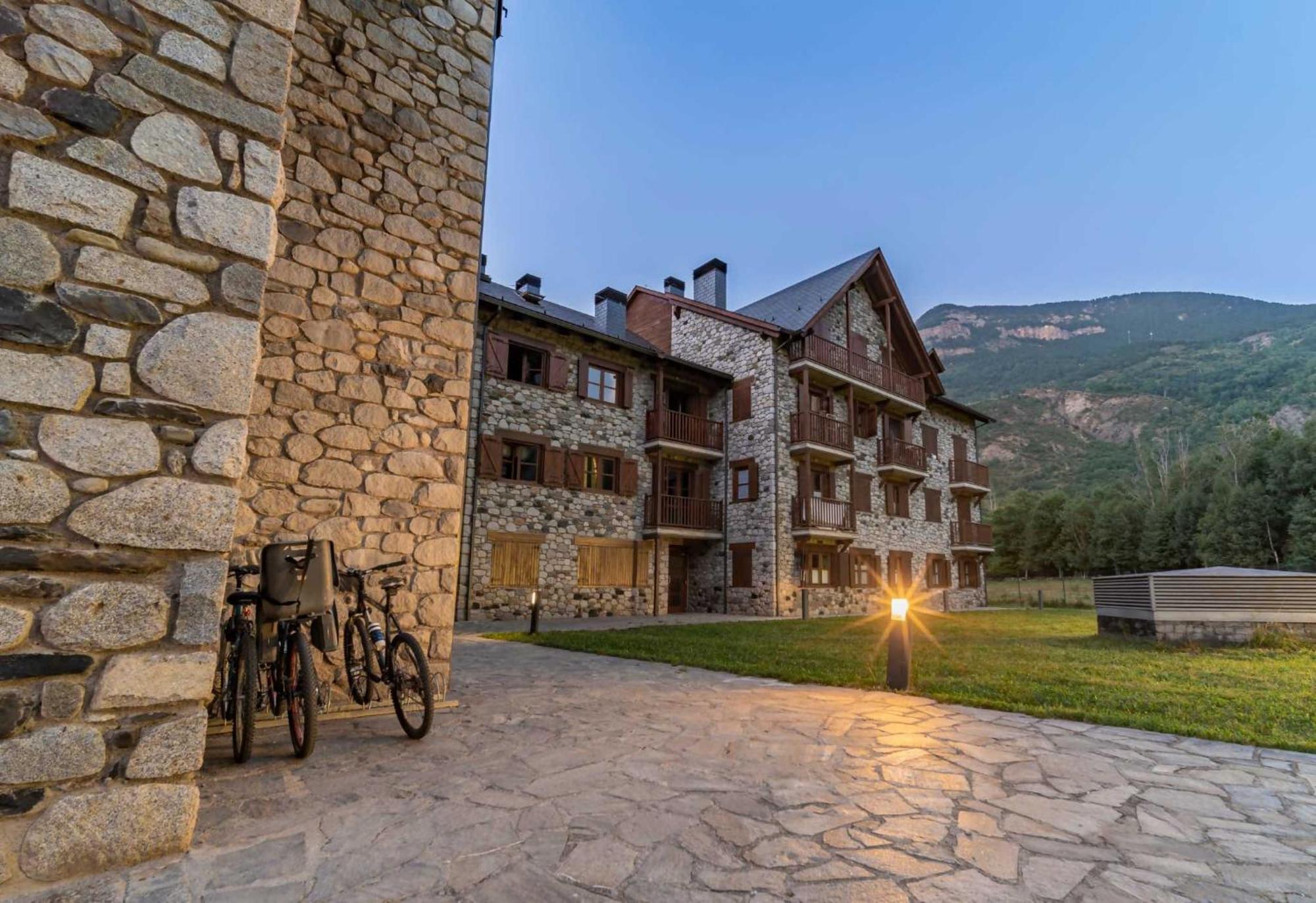 Loira Casa Sanchines Duplex De Lujo En Benasque Daire Dış mekan fotoğraf