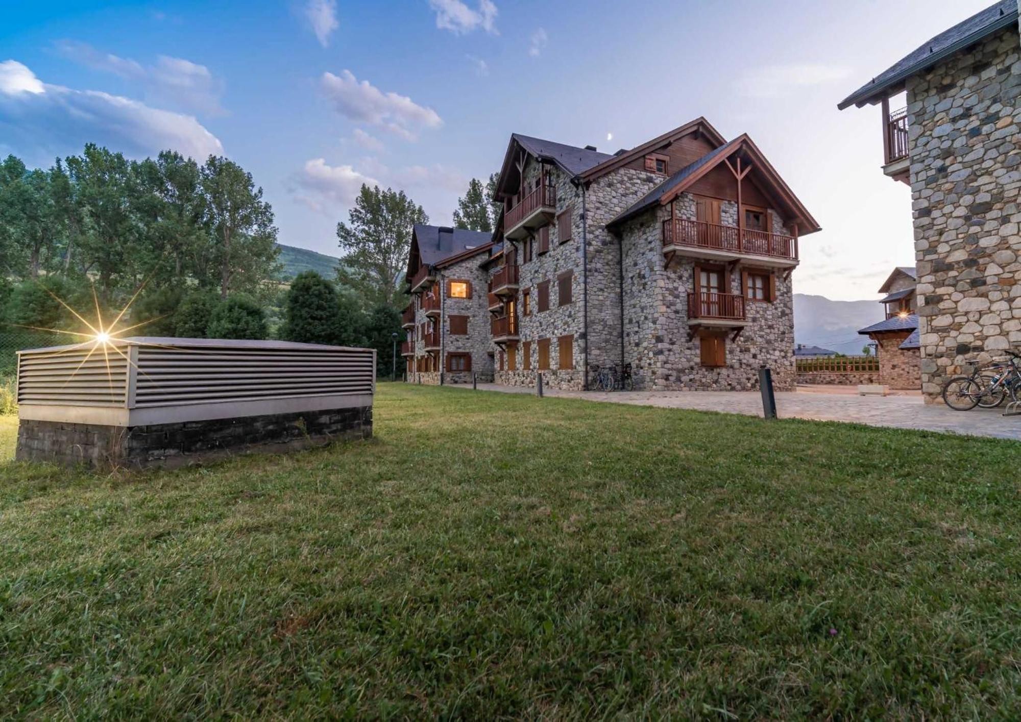 Loira Casa Sanchines Duplex De Lujo En Benasque Daire Dış mekan fotoğraf
