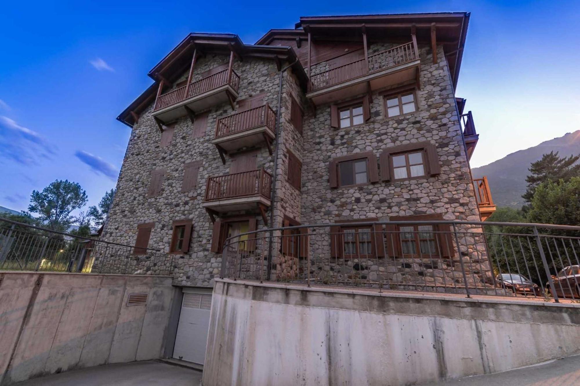 Loira Casa Sanchines Duplex De Lujo En Benasque Daire Dış mekan fotoğraf