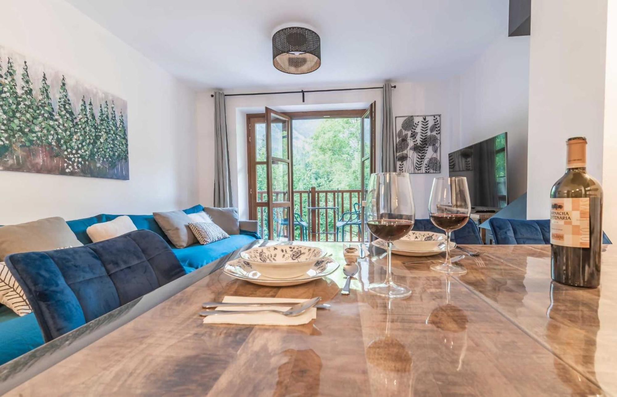 Loira Casa Sanchines Duplex De Lujo En Benasque Daire Dış mekan fotoğraf