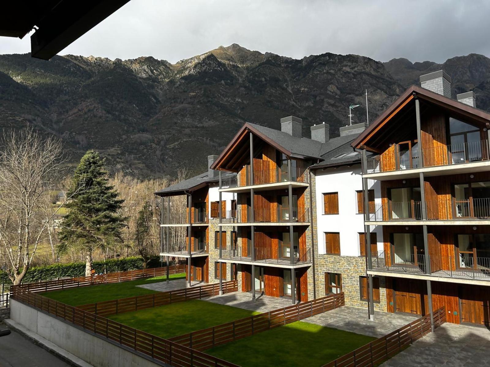 Loira Casa Sanchines Duplex De Lujo En Benasque Daire Dış mekan fotoğraf